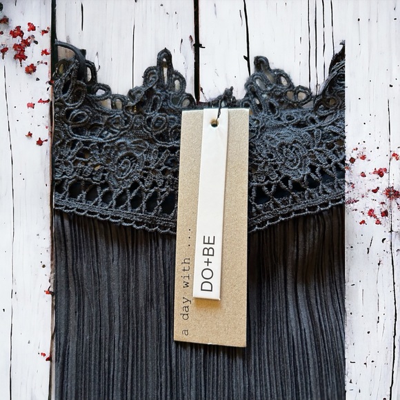 NWT DO+BE Large Black Pleated Lace Cold Shoulder Mini Tunic Shift Dress - Picture 5 of 6